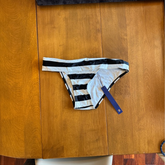 NEW Cute Swim Bottoms - Picture 5 of 9